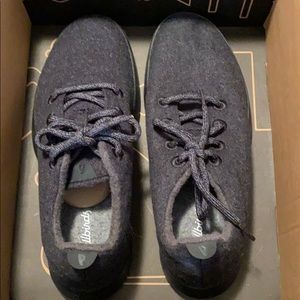 Wool runner Allbirds! Only been tried on at home!